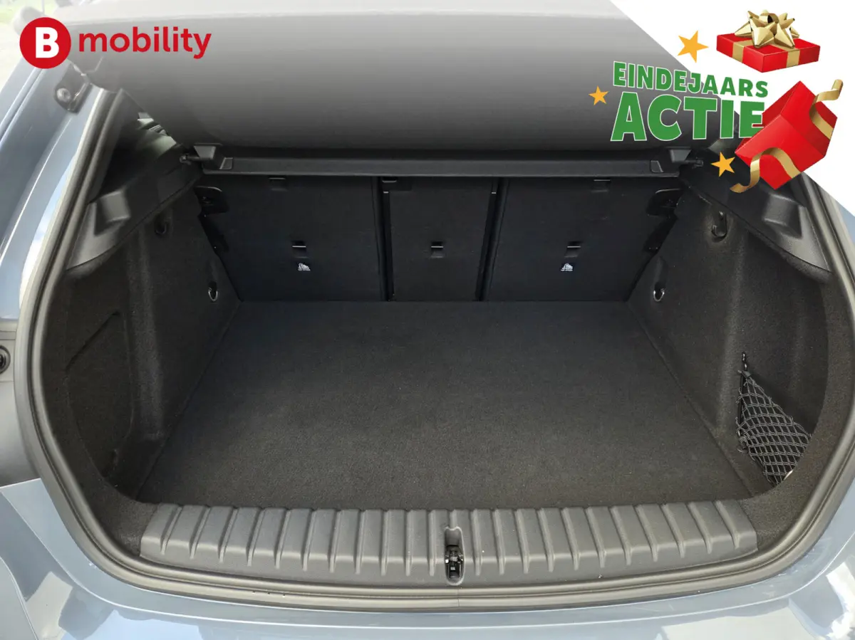 120i High Executive M-Sport Panoramadak M-Stoelen NL Auto! | Achteruitrijcamera | Hifi | Leer | DAB | Stuur/Stoelverwarming