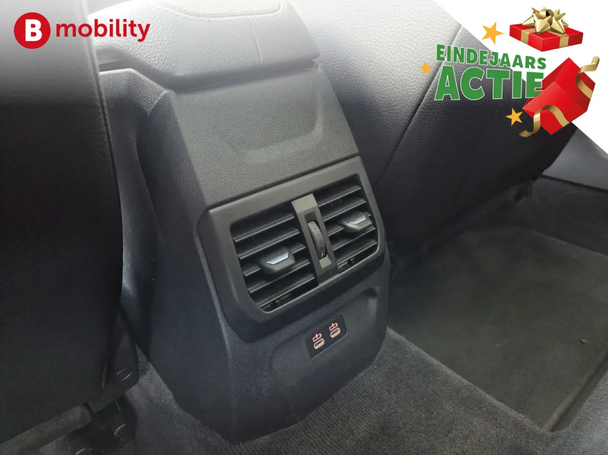 120i High Executive M-Sport Panoramadak M-Stoelen NL Auto! | Achteruitrijcamera | Hifi | Leer | DAB | Stuur/Stoelverwarming