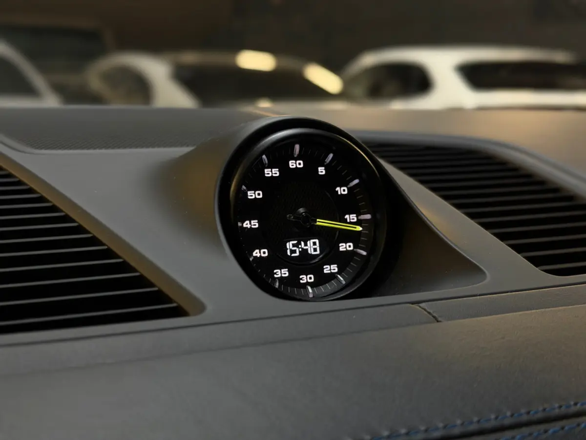 3.0 E-Hybrid Sport Chrono PANO|BOSE|HuD|SOFTCLOSE|ACHTERAS|SPORTUITLAAT|KEYLESS|PID|360 CAMERA|22 INCH|VOL!
