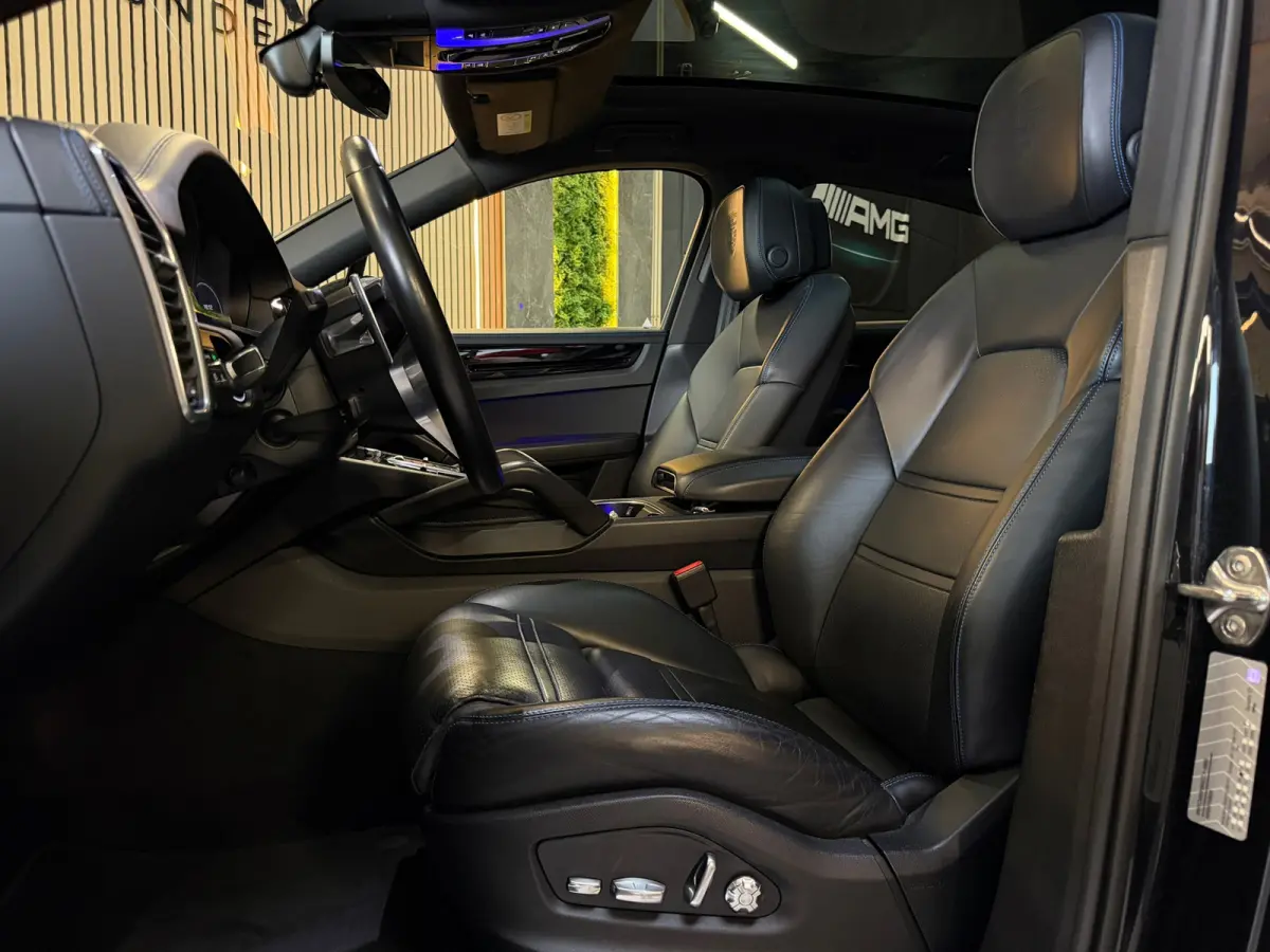 3.0 E-Hybrid Sport Chrono PANO|BOSE|HuD|SOFTCLOSE|ACHTERAS|SPORTUITLAAT|KEYLESS|PID|360 CAMERA|22 INCH|VOL!