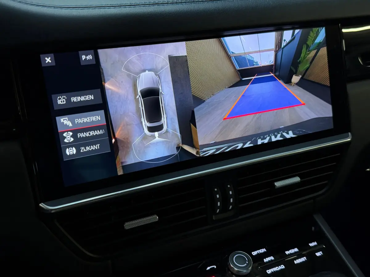 3.0 E-Hybrid Sport Chrono PANO|BOSE|HuD|SOFTCLOSE|ACHTERAS|SPORTUITLAAT|KEYLESS|PID|360 CAMERA|22 INCH|VOL!
