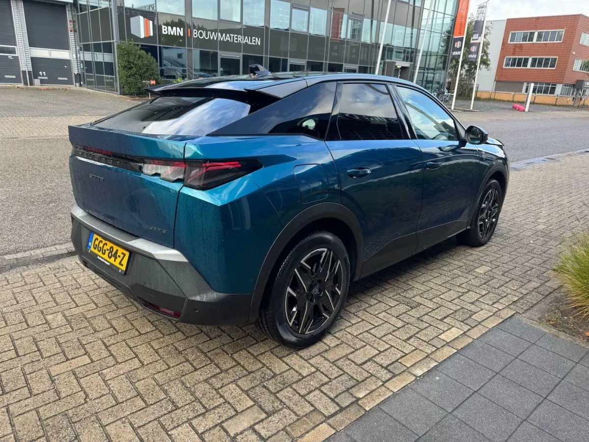1.2 Hybrid 136 GT