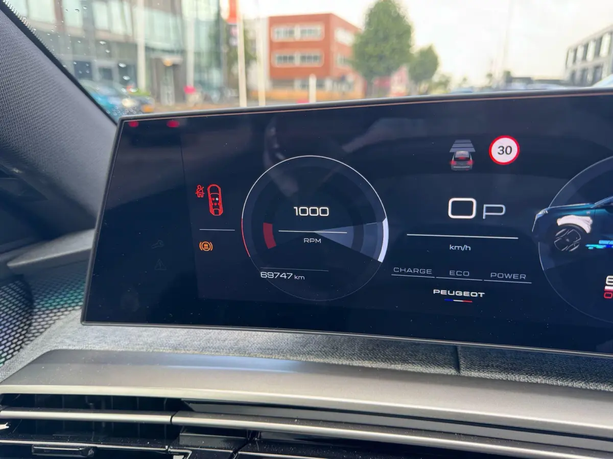 1.2 Hybrid 136 GT