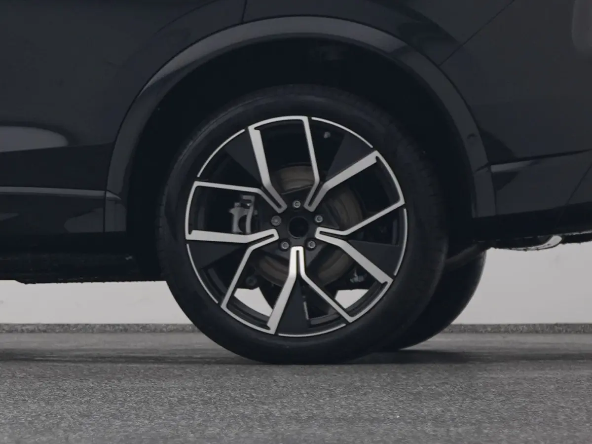1.5 eHybrid R-Line NEW | PANO | 360° | HUD | ADAPTIVE | STOELMASSAGE | STOEL- EN STUURVERW. | TREKHAAK
