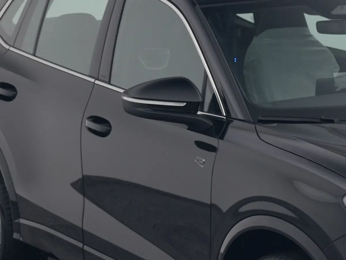 1.5 eHybrid R-Line NEW | PANO | 360° | HUD | ADAPTIVE | STOELMASSAGE | STOEL- EN STUURVERW. | TREKHAAK