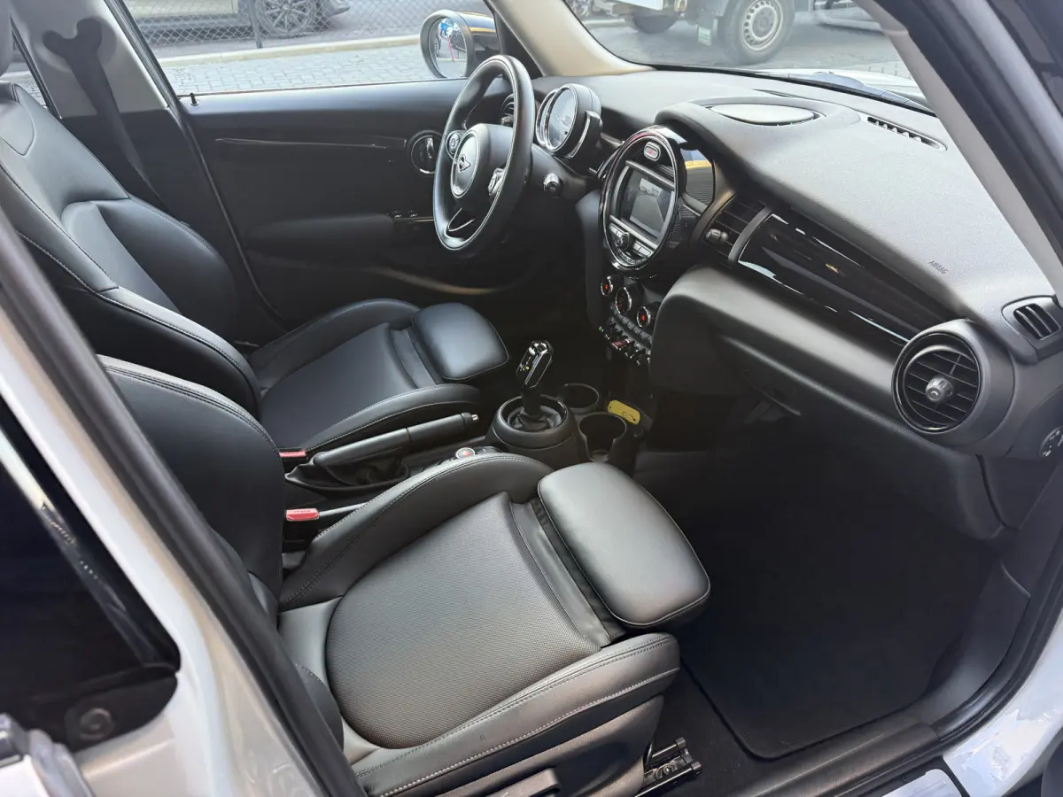1.5 Cooper Chili Pano/Camera/Leder