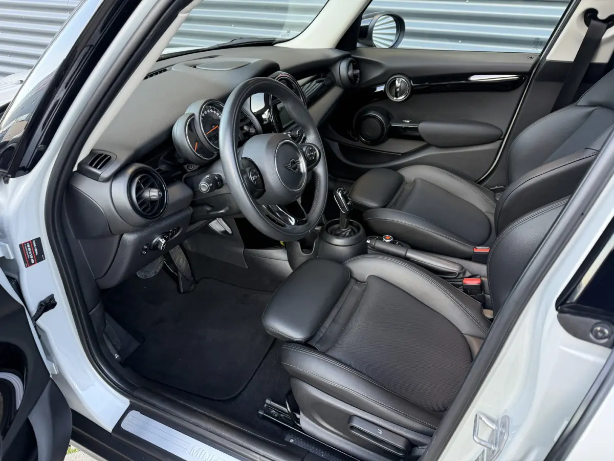 1.5 Cooper Chili Pano/Camera/Leder