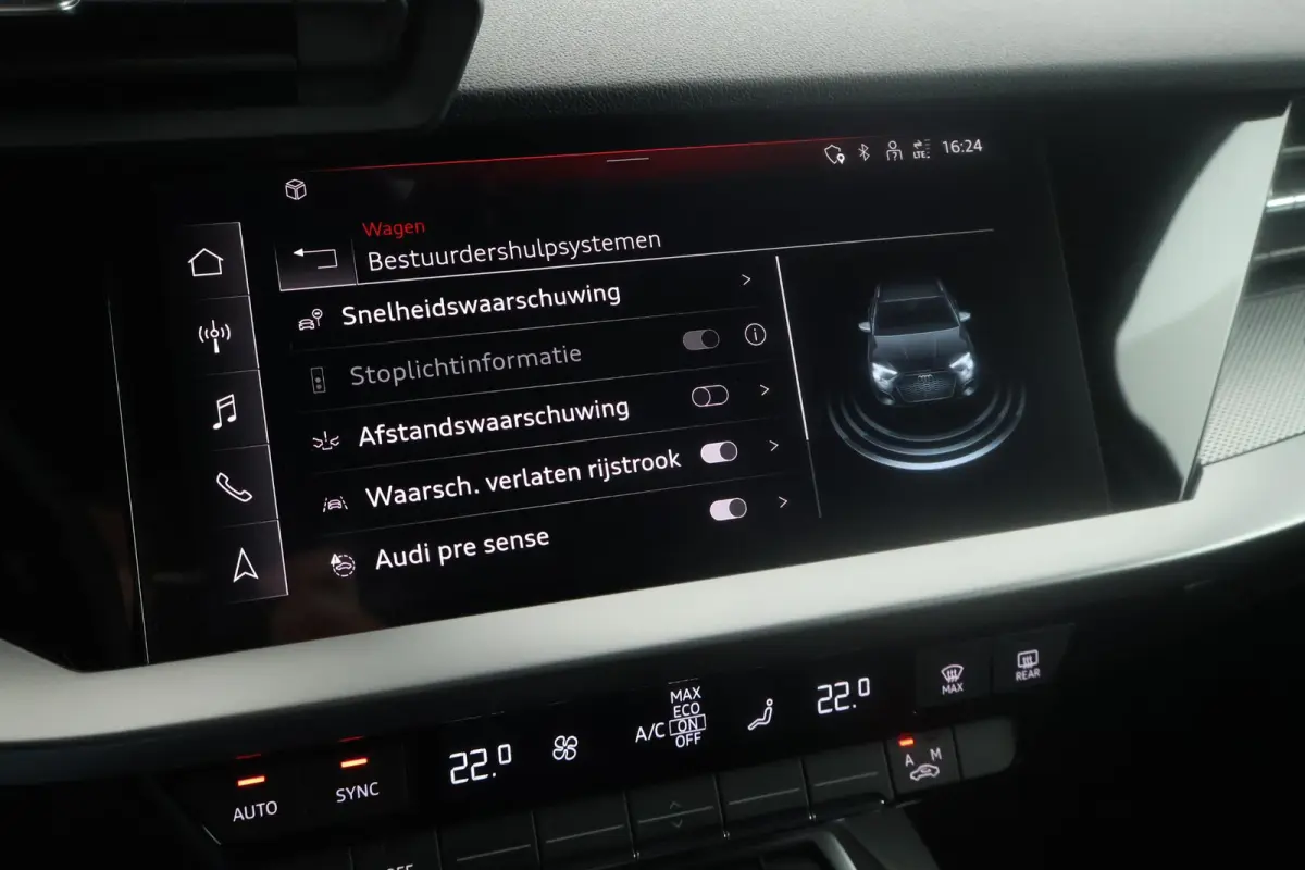 30 TFSI 110pk S edition LED Keyless Navigatie Climate control Carplay 2x S-Line