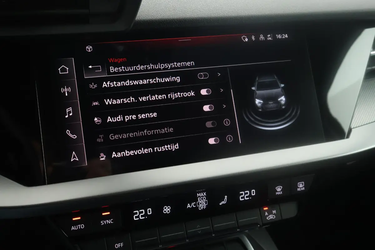 30 TFSI 110pk S edition LED Keyless Navigatie Climate control Carplay 2x S-Line