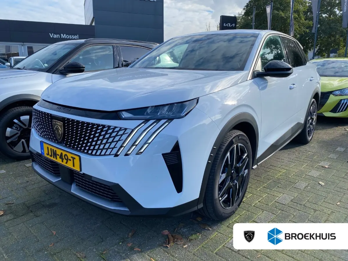 1.2 Hybrid 145 Allure tot 8 Jaar Garantie! | Achteruitrijcamera | Navigatie | Draadloos Apple Carplay & Android Auto | !!