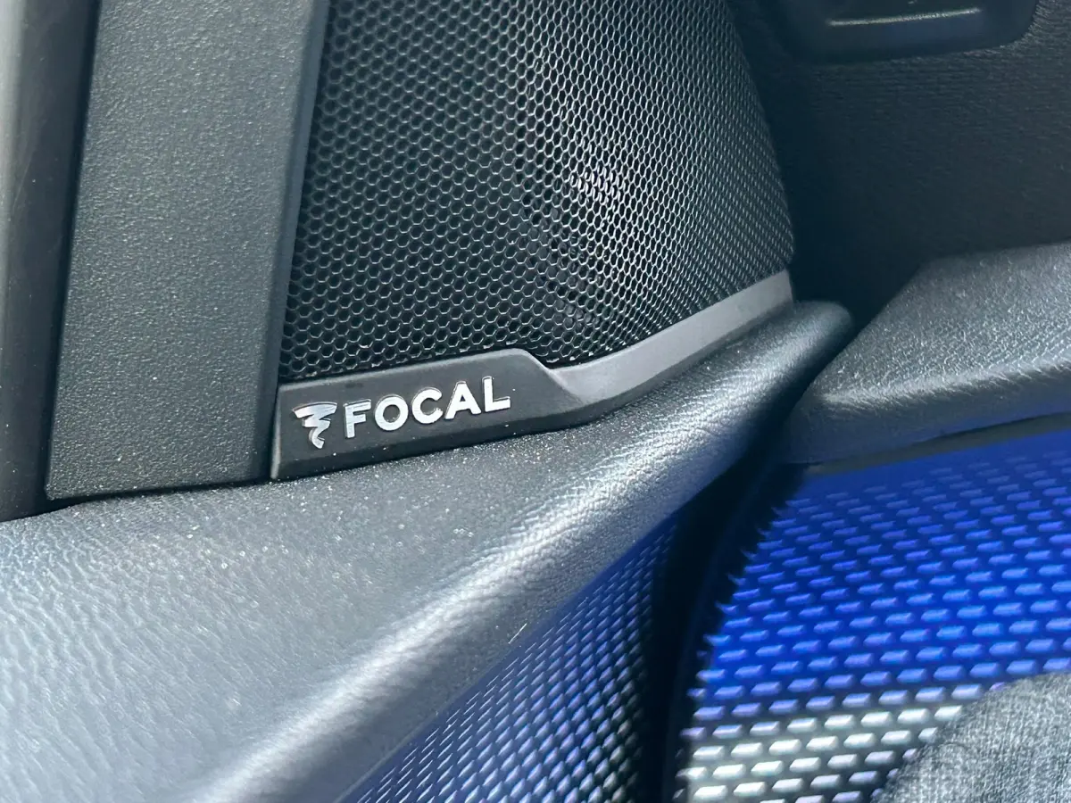 1.6 plug-in Hybrid 195 GT 20" Lichtmetaal | Focal | Massage | 360° camera | Adaptive Cruise | 7,4 kW lader | Achterstoelen verwarmd | Achteruitrij assistent