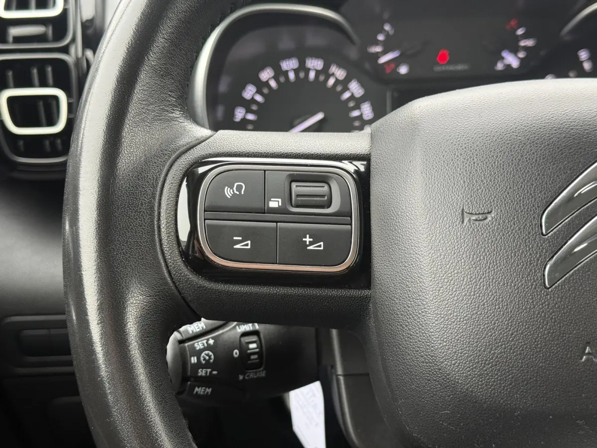 1.2 PureTech S&S Shine 1e Eigenaar|Navi|Camera|Carplay|D-riem vv in 2023| Clima|Cruise|APK tot 04-2027