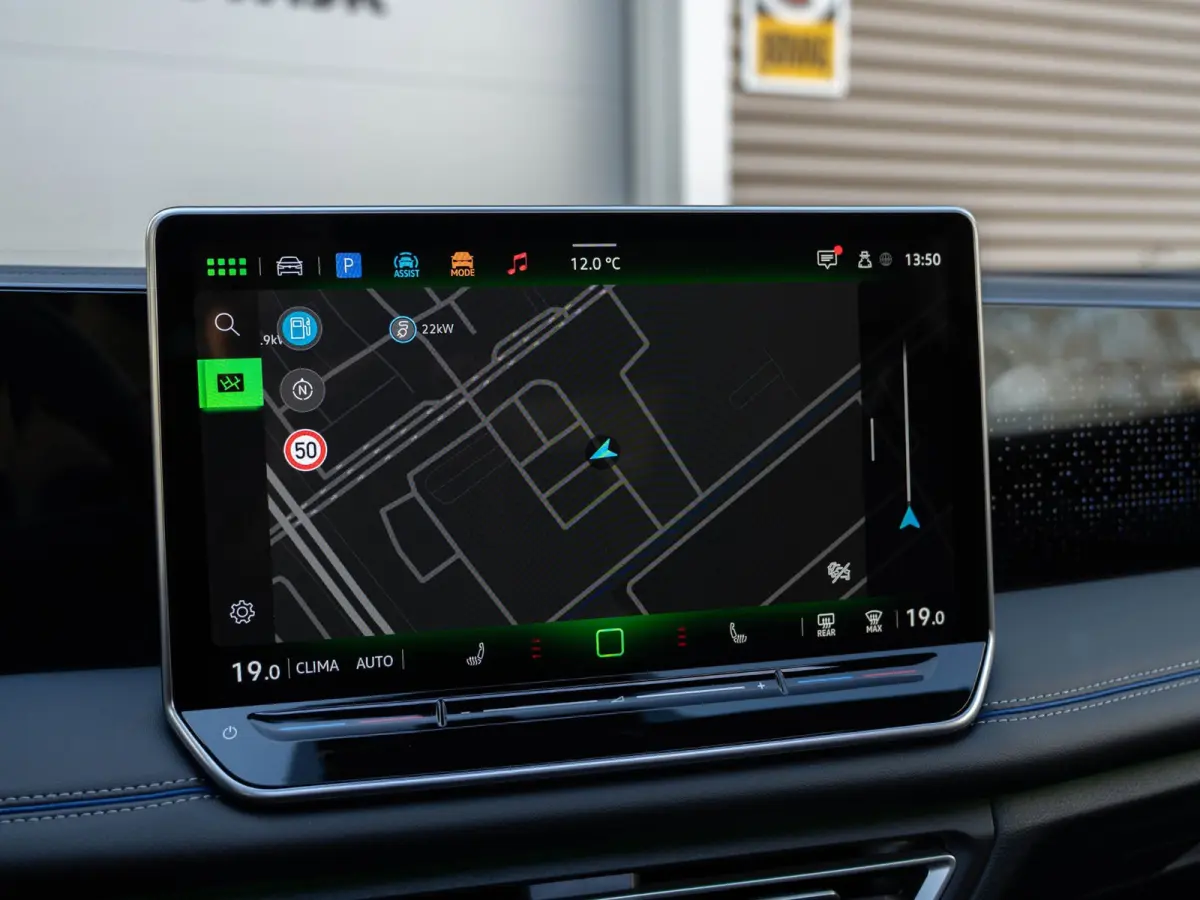1.5 eTSI R-Line Edition Pano/360/Matrix/Massage
