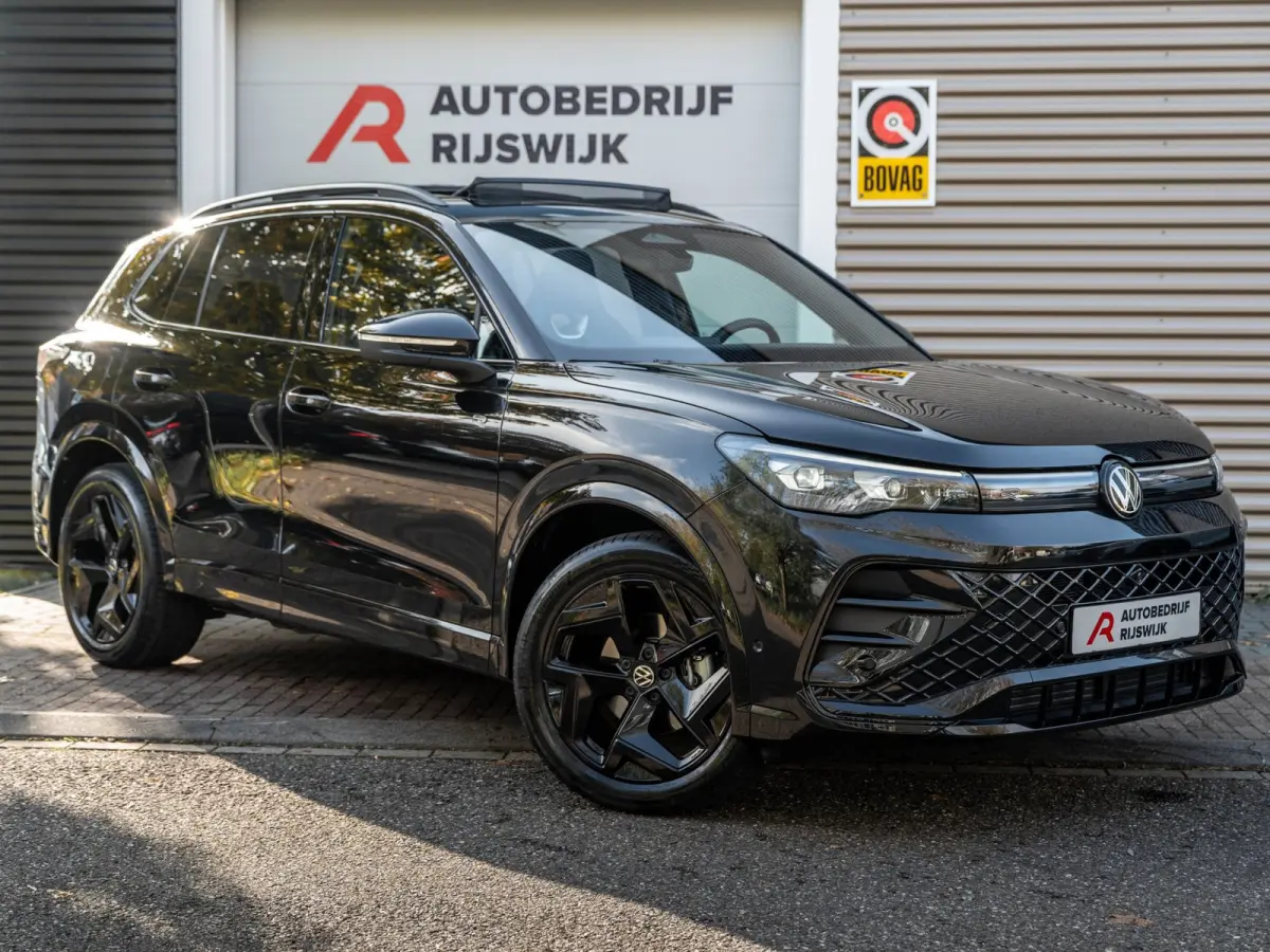 1.5 eTSI R-Line Edition Pano/360/Matrix/Massage