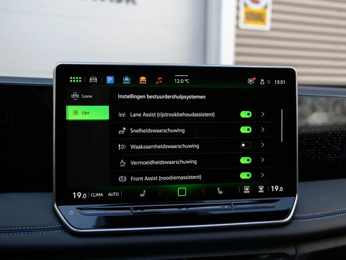 1.5 eTSI R-Line Edition Pano/360/Matrix/Massage