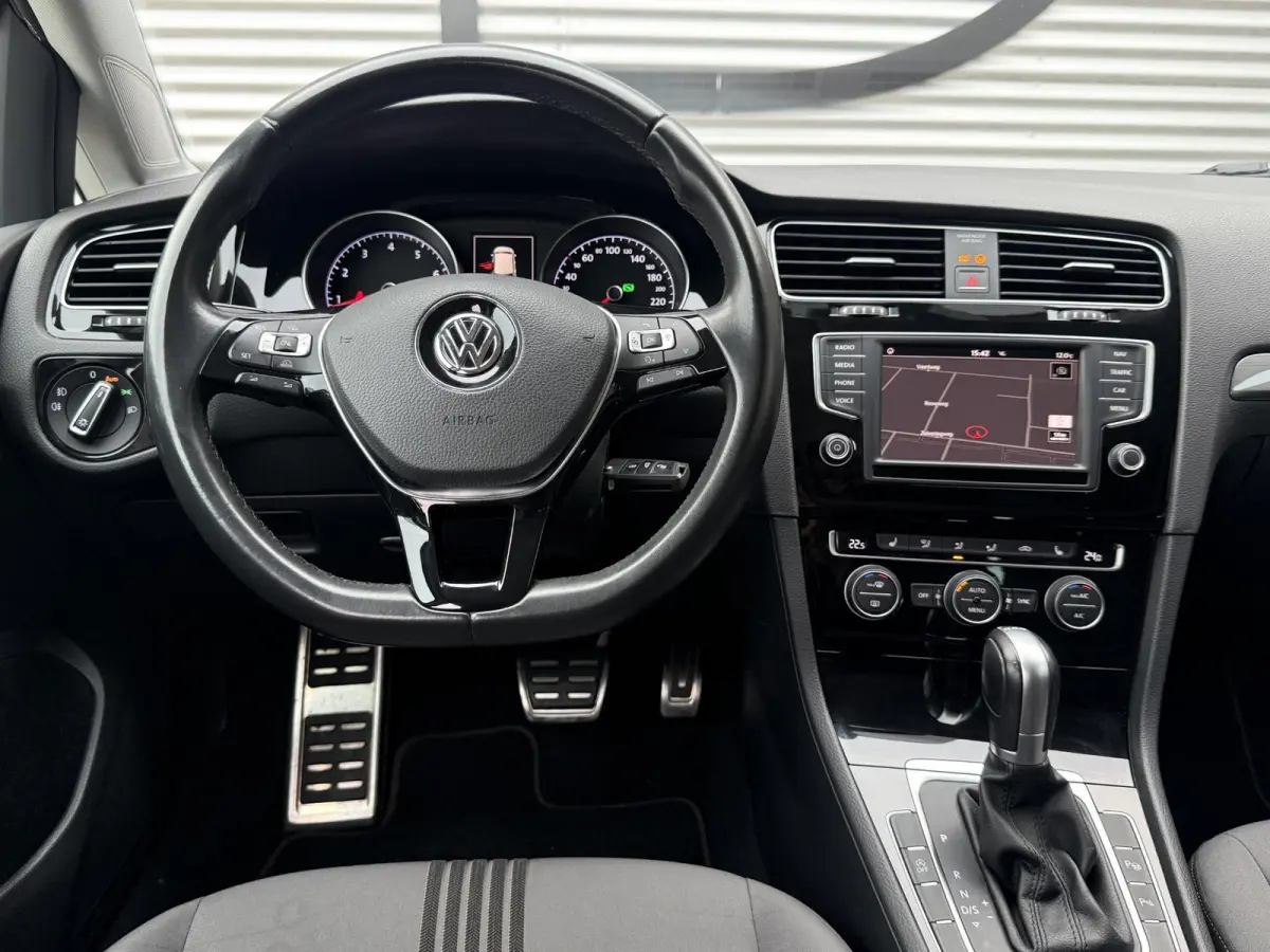 1.4 TSI Connected Series 1e Eigenaar|Navi|Carplay|PDC V+A|Clima|Cruise|Stoelverwarming|APK tot 08-2027