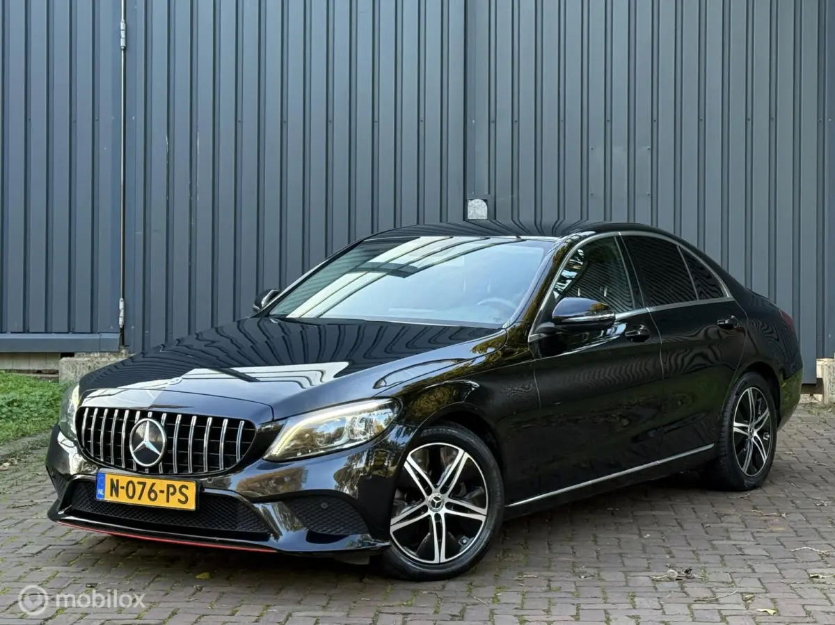 180 d AMG |Virtual Cocpit|Camera|Burmester