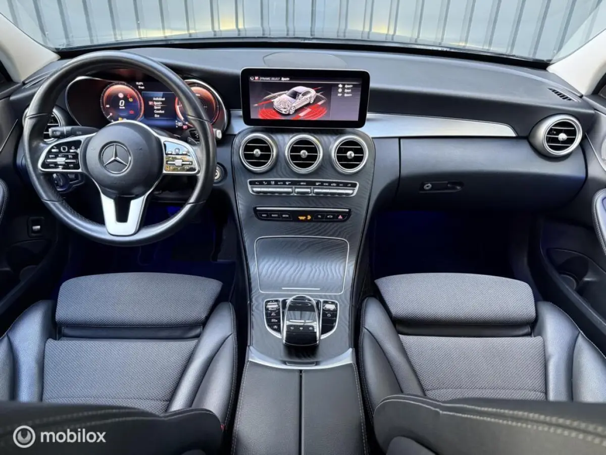 180 d AMG |Virtual Cocpit|Camera|Burmester