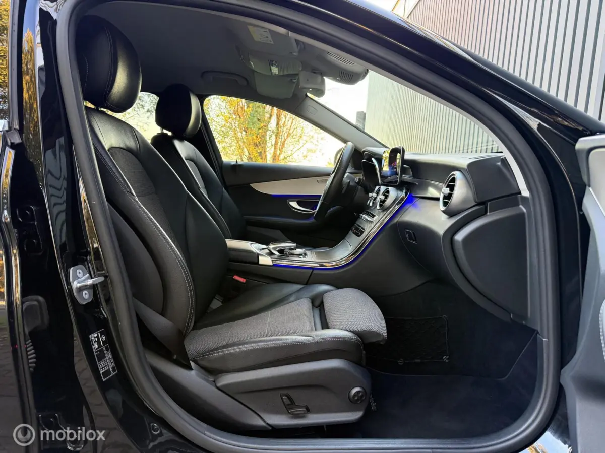 180 d AMG |Virtual Cocpit|Camera|Burmester
