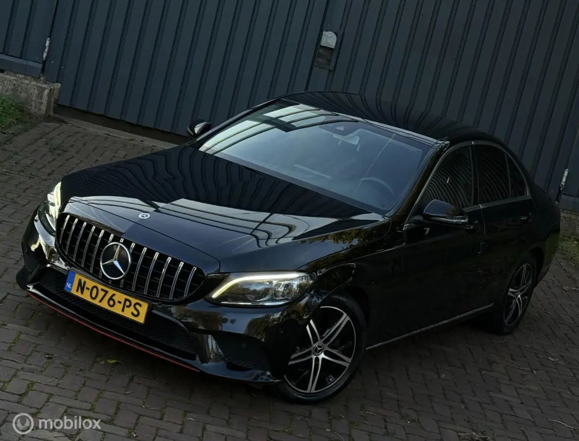 180 d AMG |Virtual Cocpit|Camera|Burmester
