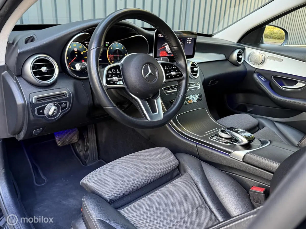 180 d AMG |Virtual Cocpit|Camera|Burmester