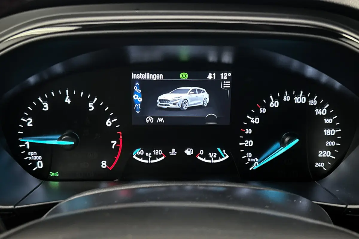 1.0 EcoBoost Hybrid ST Line | Camera | Apple Carplay | LED koplampen