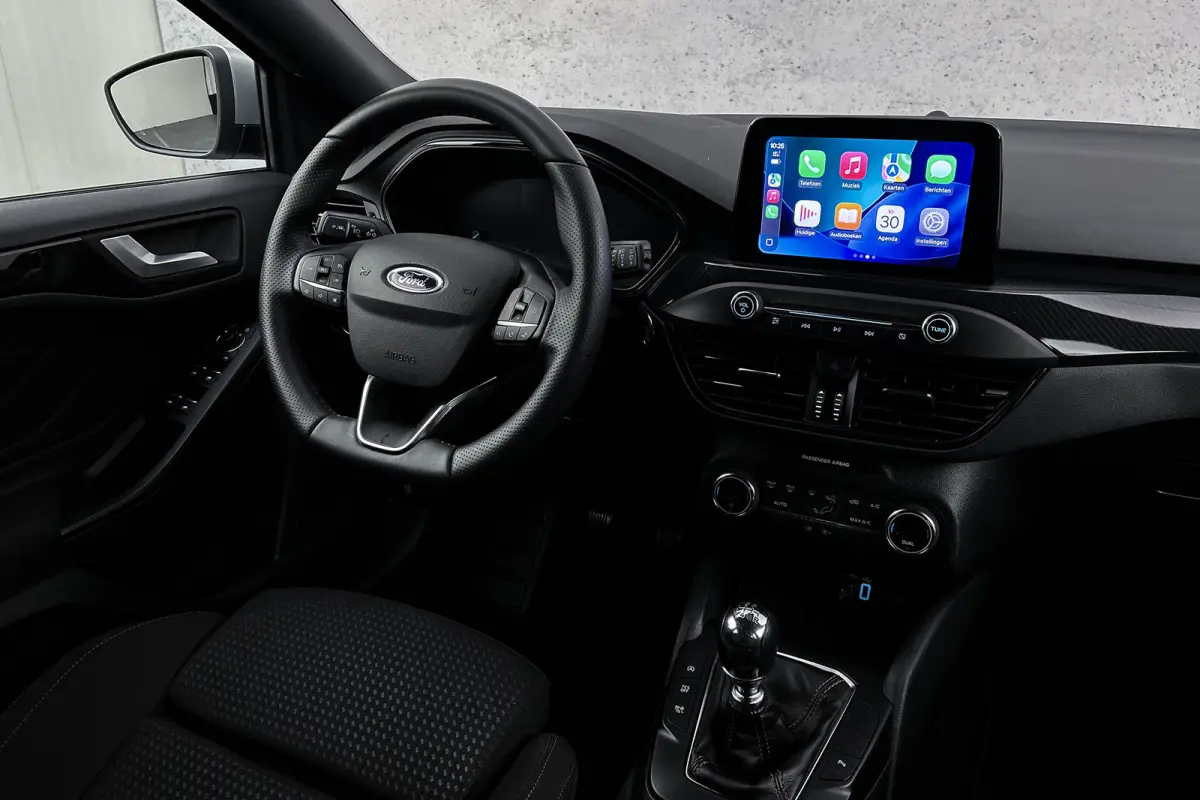 1.0 EcoBoost Hybrid ST Line | Camera | Apple Carplay | LED koplampen
