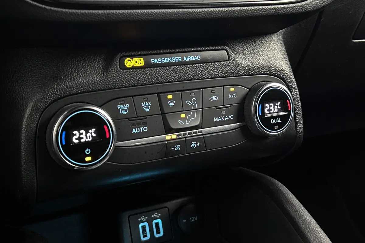 1.0 EcoBoost Hybrid ST Line | Camera | Apple Carplay | LED koplampen