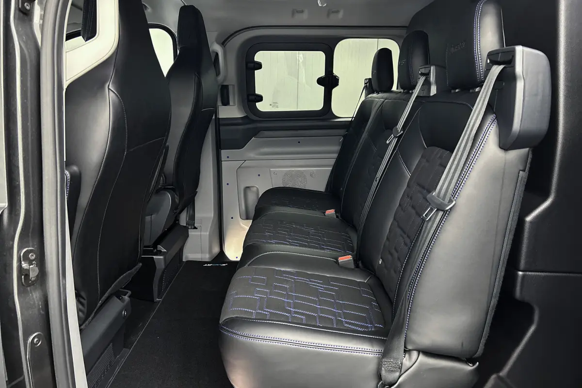 Cust. 340 L2 MS-RT 71 kWh | Twee schuifdeuren | Trekhaak uitklapbaar | Half lederen bekleding