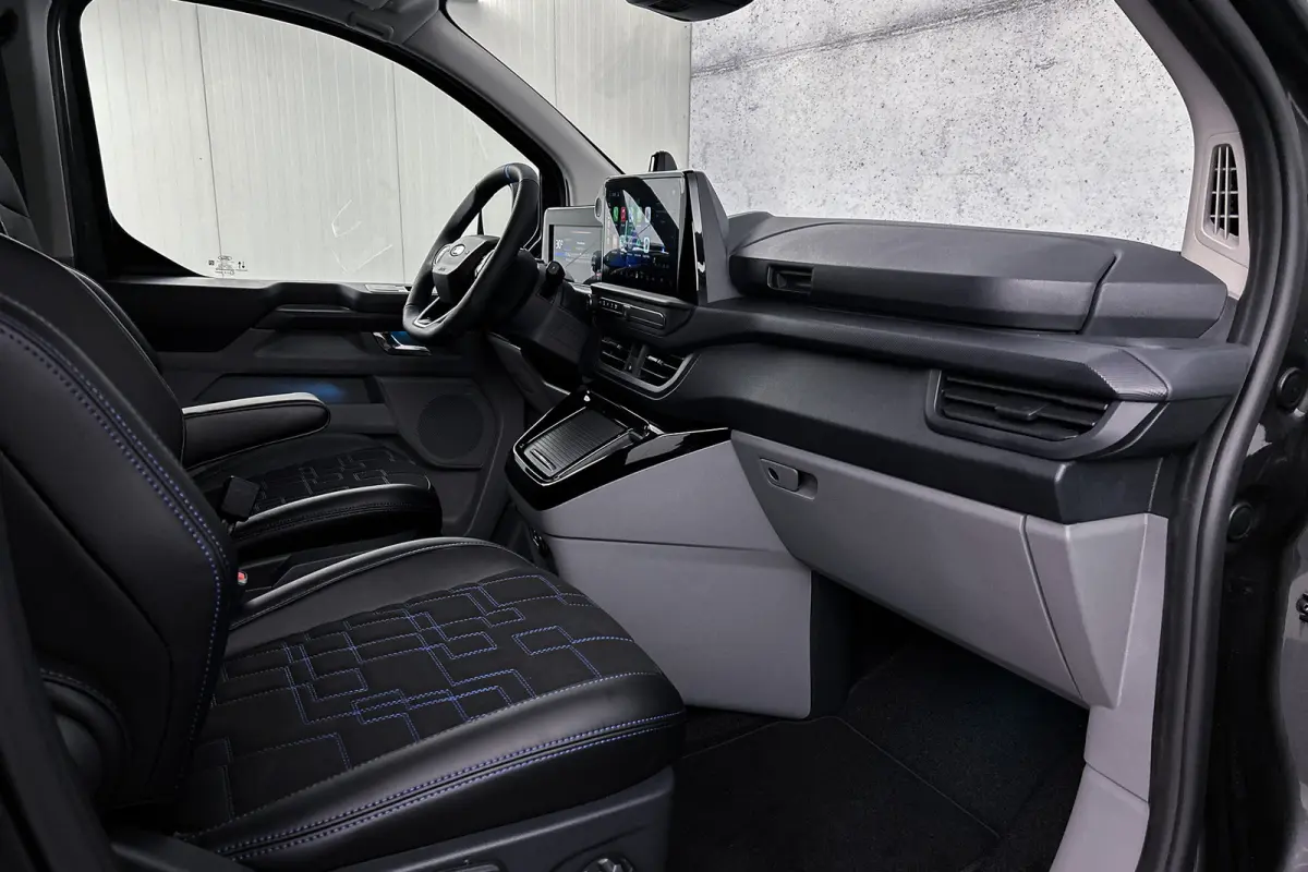 Cust. 340 L2 MS-RT 71 kWh | Twee schuifdeuren | Trekhaak uitklapbaar | Half lederen bekleding