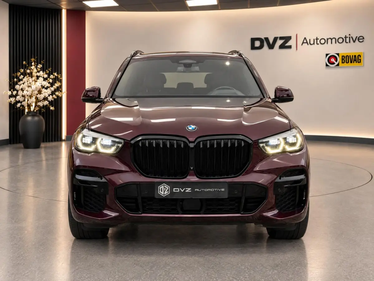 XDrive45e High Executive | M-Sport | Individual | Alcantara | Laser | Trekhaak | SOH 92% | BTW