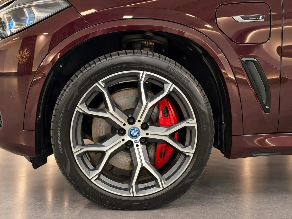 XDrive45e High Executive | M-Sport | Individual | Alcantara | Laser | Trekhaak | SOH 92% | BTW