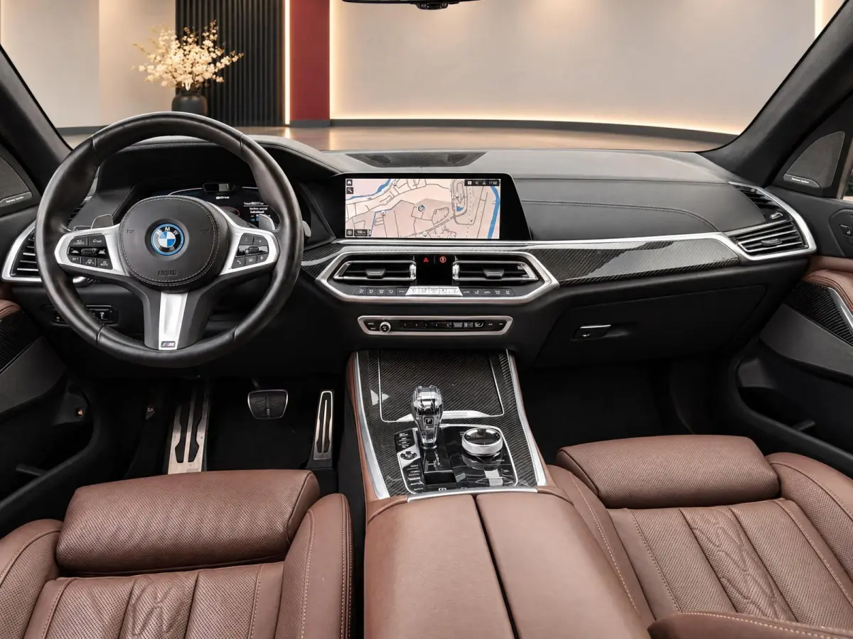 XDrive45e High Executive | M-Sport | Individual | Alcantara | Laser | Trekhaak | SOH 92% | BTW