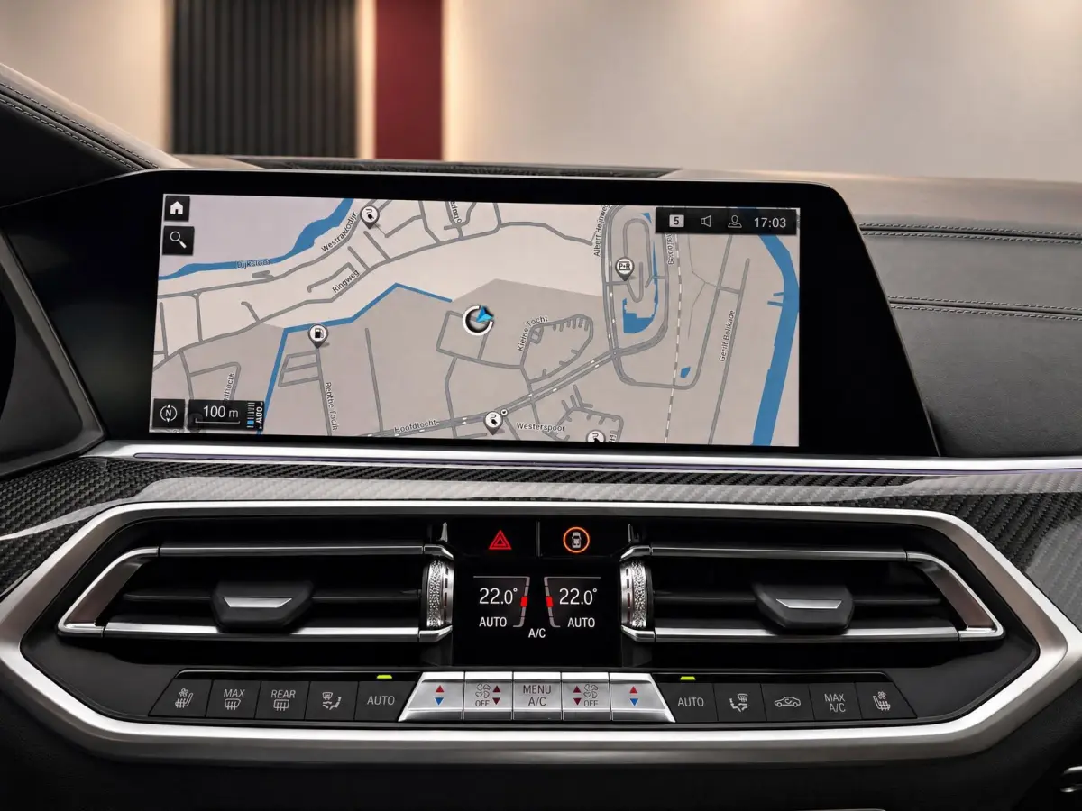 XDrive45e High Executive | M-Sport | Individual | Alcantara | Laser | Trekhaak | SOH 92% | BTW