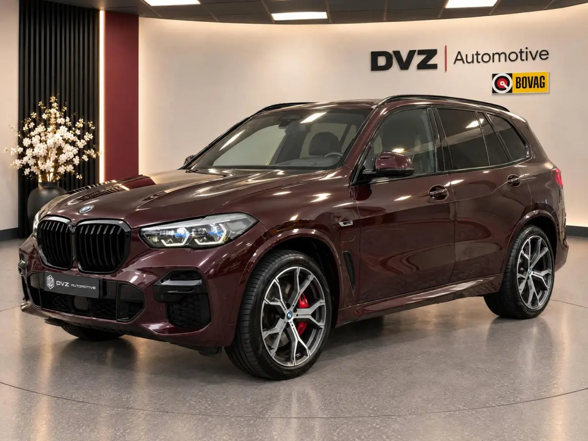 XDrive45e High Executive | M-Sport | Individual | Alcantara | Laser | Trekhaak | SOH 92% | BTW