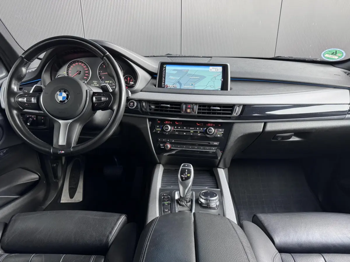 xDrive30d High Exe M Sport PANO|ELEK. HAAK|COMFORTSTOEL|CAMERA