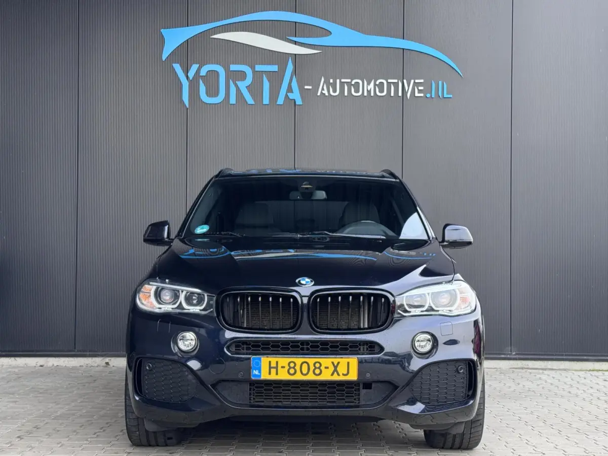 xDrive30d High Exe M Sport PANO|ELEK. HAAK|COMFORTSTOEL|CAMERA