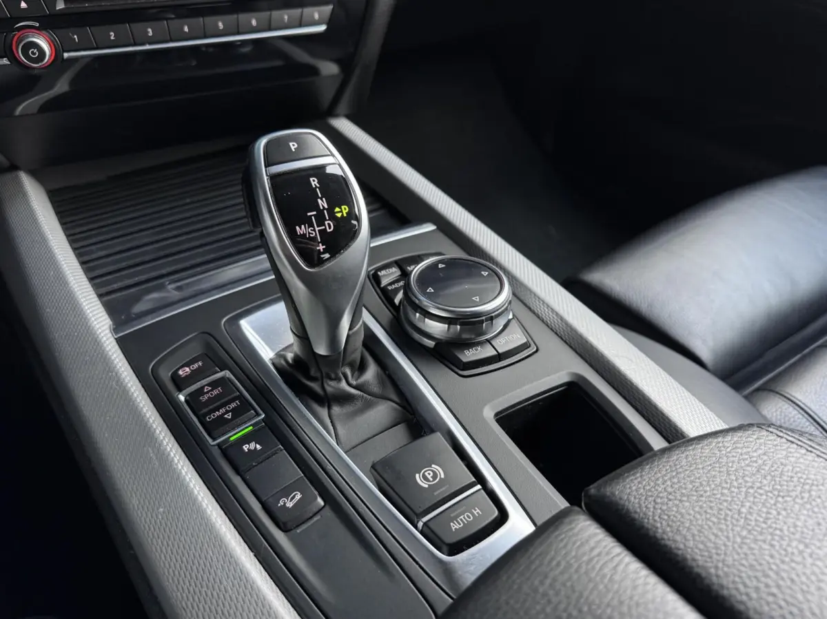 xDrive30d High Exe M Sport PANO|ELEK. HAAK|COMFORTSTOEL|CAMERA