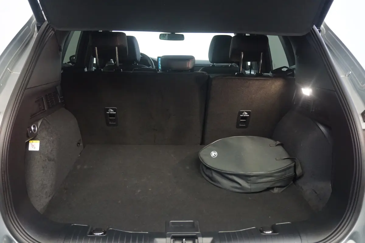 2.5 PHEV ST-Line X | Trekhaak Wegklapbaar | Panoramadak | Winter Pakket | Adaptive Cruise | Dodehoek Detectie |