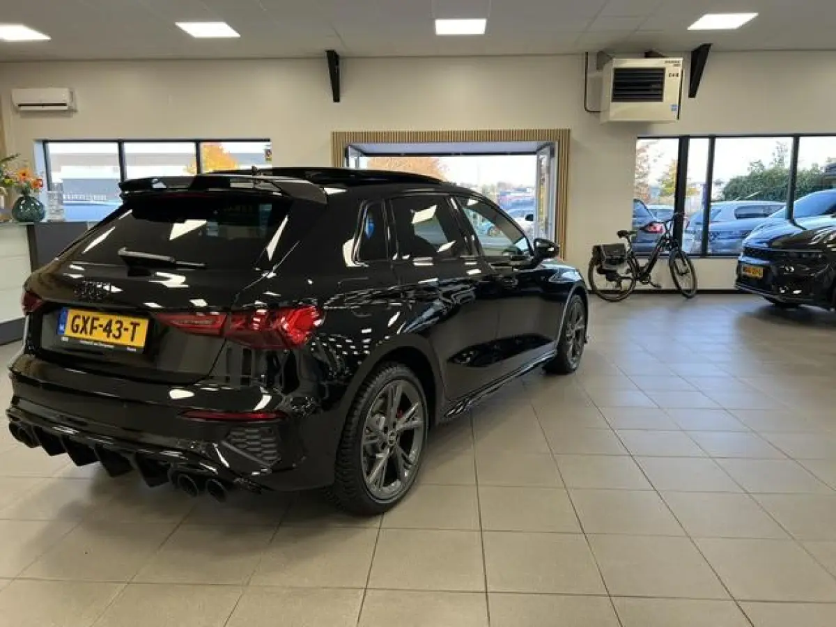 45 TFSI e S edition Competition PLUG-IN HYBRIDE / PANODAK / HARMAN KARDON /
