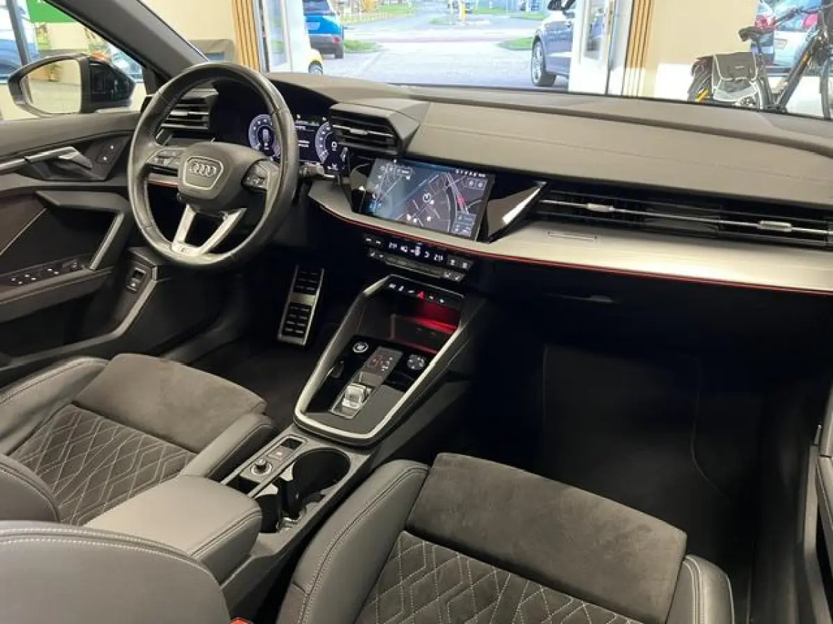 45 TFSI e S edition Competition PLUG-IN HYBRIDE / PANODAK / HARMAN KARDON /