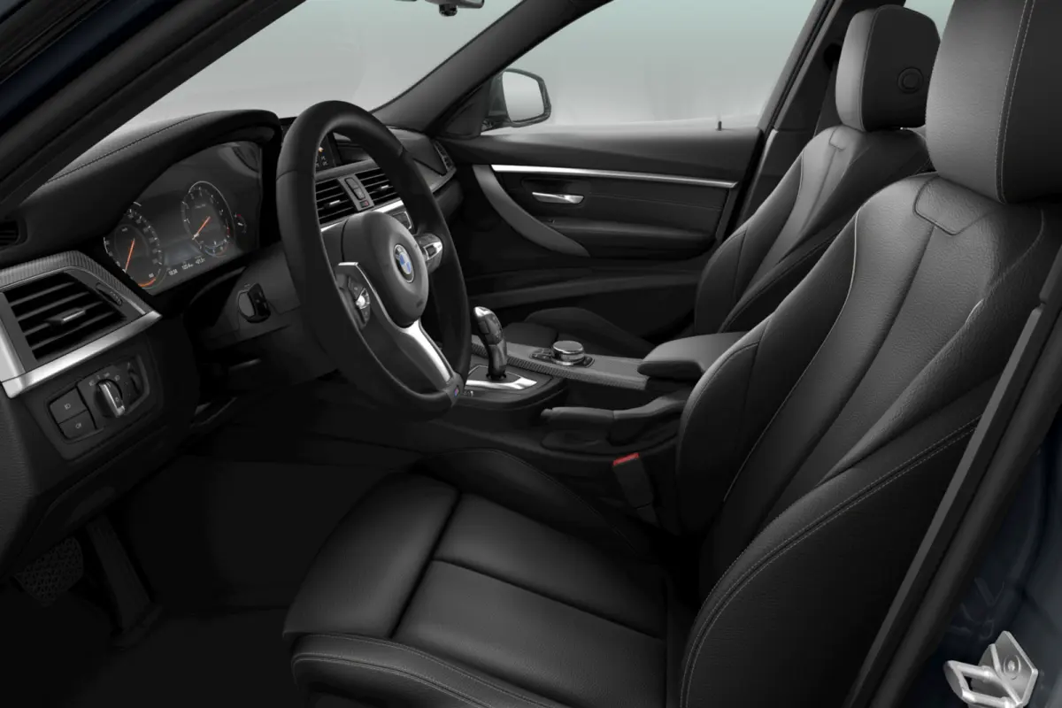 320i M Sport Edition | 2e eigenaar | Dealer onderhouden | Cruise control | HiFi audio | Stoeverwarming | Shadow Line | LED | Navigatie Professional | Trekhaak