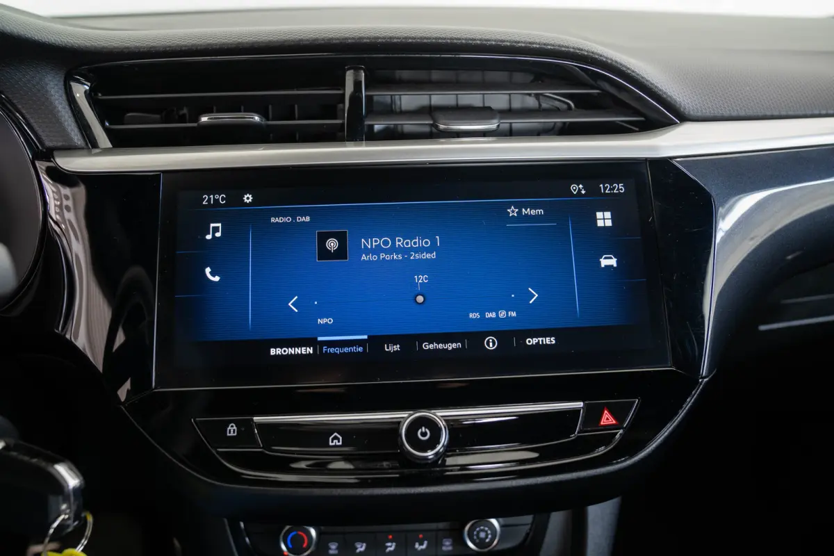 1.2 Turbo Hybrid GS | Camera | Parkeersensoren | Apple Carplay & Android Auto | Dodehoek Detectie | Elektrisch inklapbare Buitenspiegels |