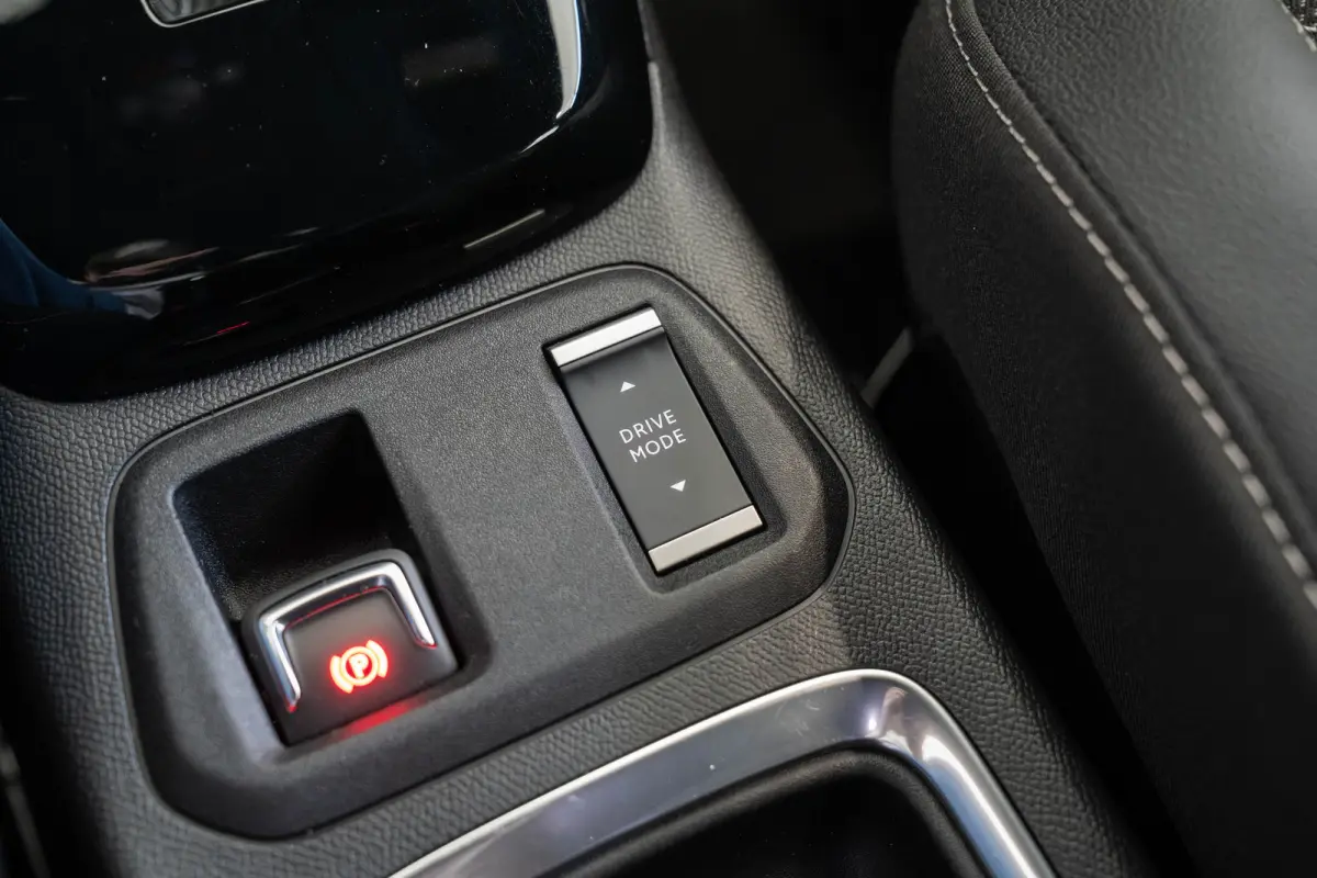 1.2 Turbo Hybrid GS | Camera | Parkeersensoren | Apple Carplay & Android Auto | Dodehoek Detectie | Elektrisch inklapbare Buitenspiegels |