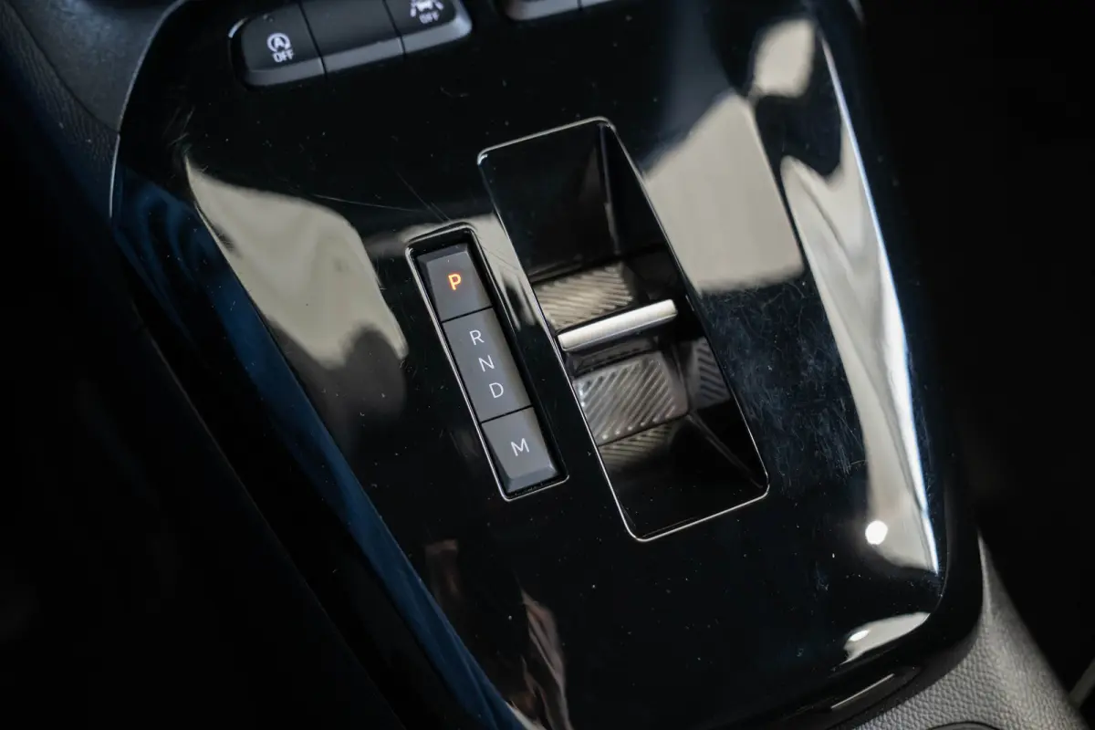 1.2 Turbo Hybrid GS | Camera | Parkeersensoren | Apple Carplay & Android Auto | Dodehoek Detectie | Elektrisch inklapbare Buitenspiegels |