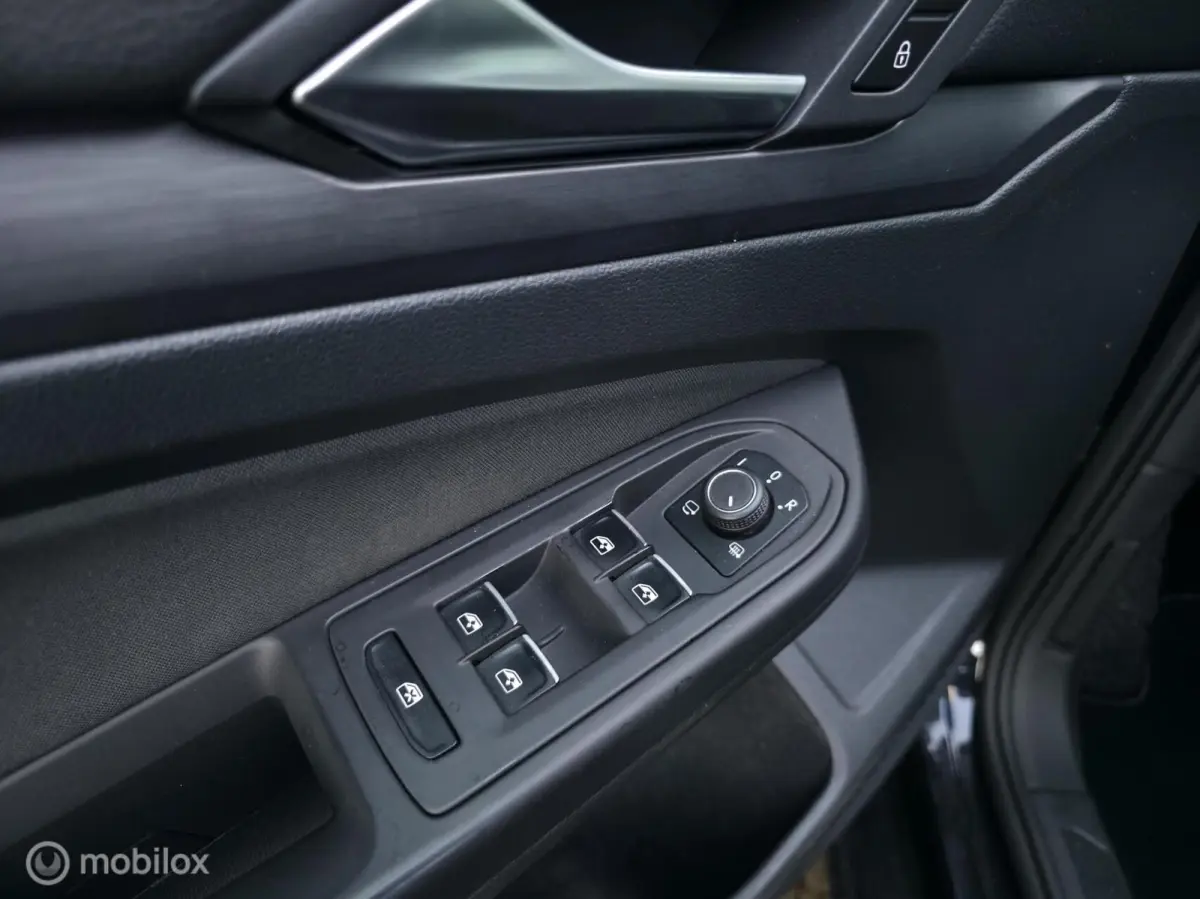 1.5 eTSI / Alcantara / Cam. / Carpl.