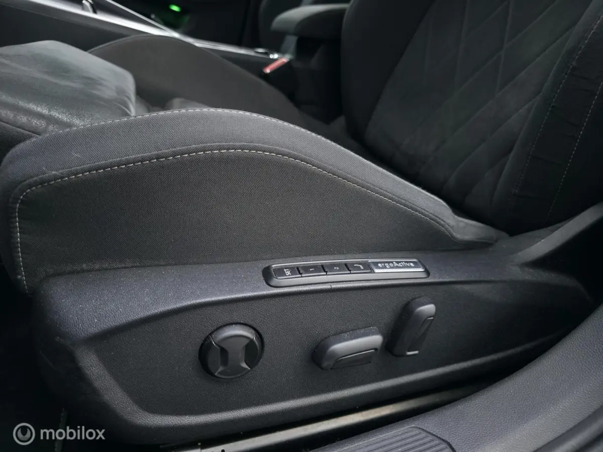 1.5 eTSI / Alcantara / Cam. / Carpl.