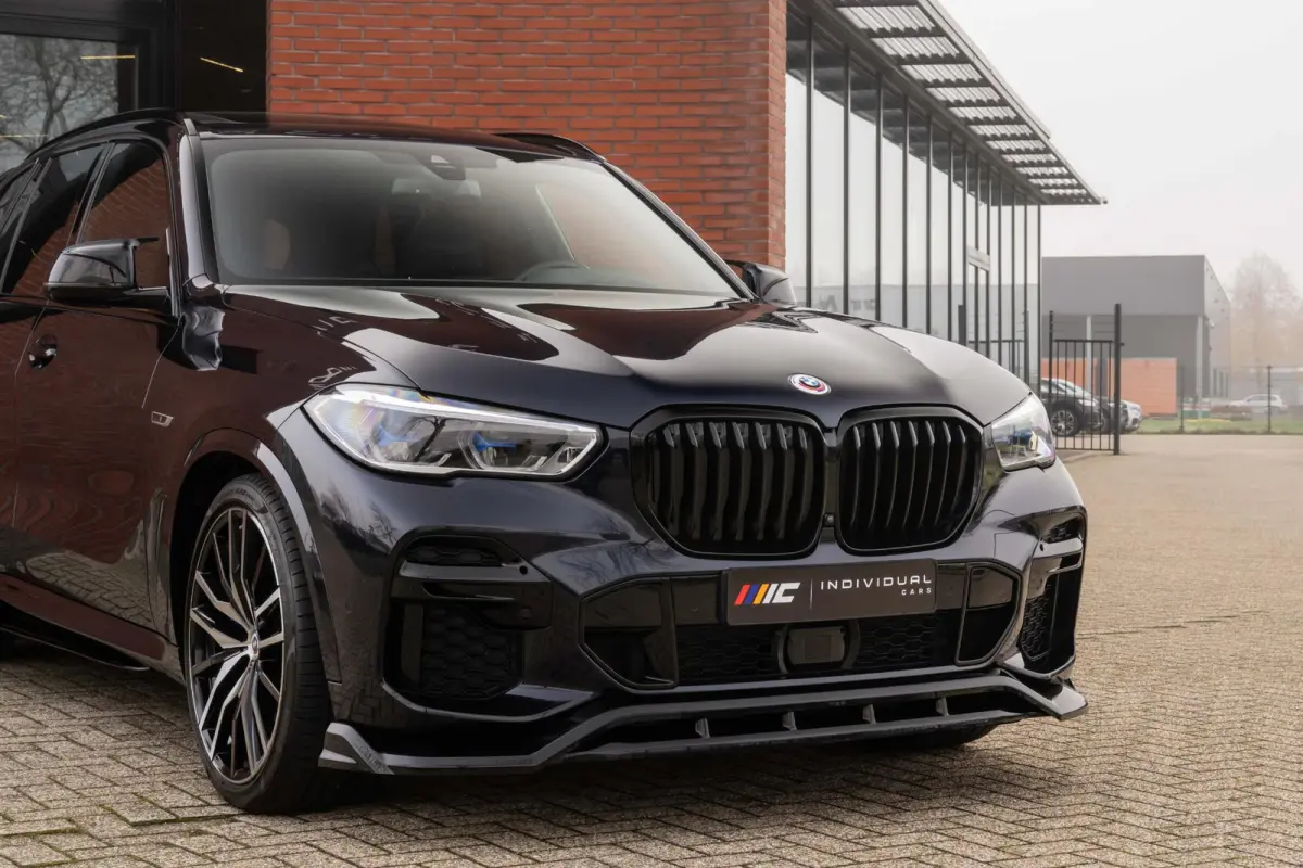 xDrive45e M-Sport Pano Laser Sportuitlaat kleppen