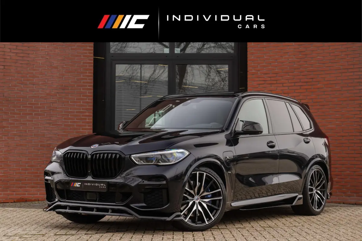 xDrive45e M-Sport Pano Laser Sportuitlaat kleppen