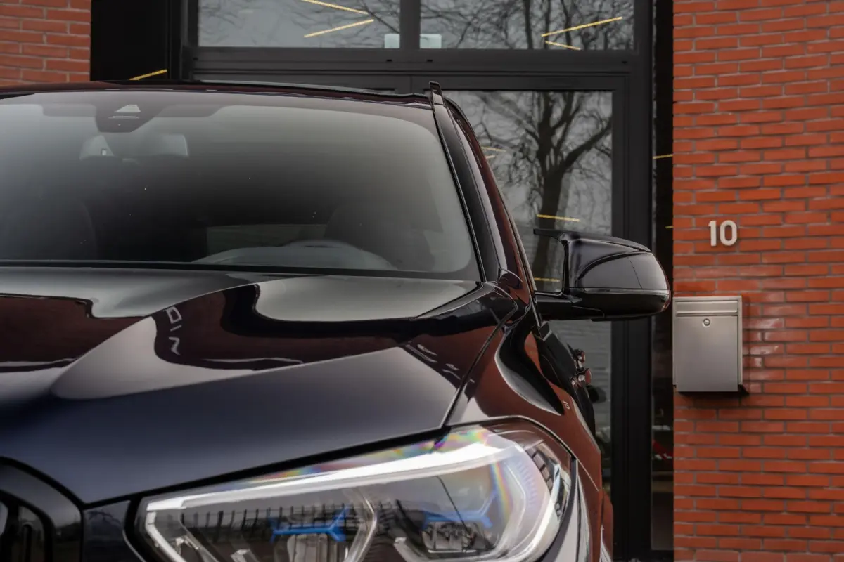 xDrive45e M-Sport Pano Laser Sportuitlaat kleppen